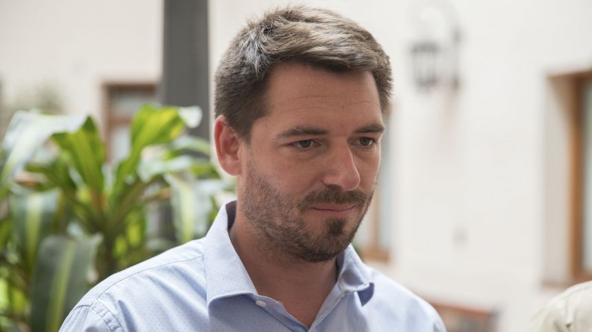 Rodrigo Buteler anunció que recortará secretarías