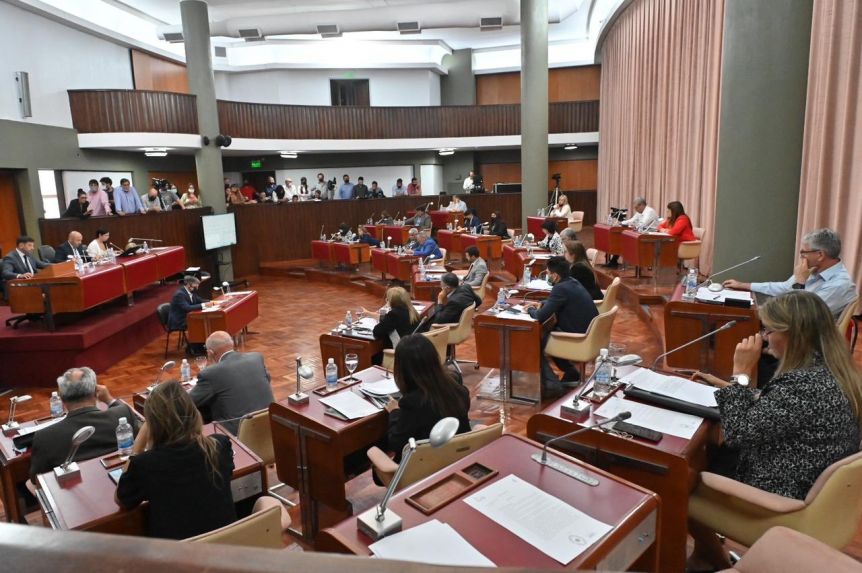 Torres buscará tratar nuevas leyes económicas en la Legislatura antes de fin de año