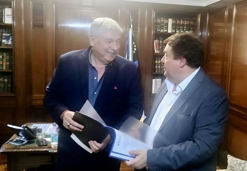 A un mes de asumir sus mandatos, Weretilneck recibió al intendente electo de Bariloche