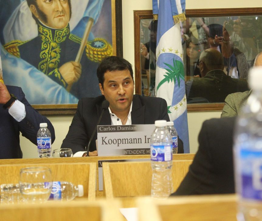 Con bono y fecha de aguinaldo, el intendente de Zapala pone primera hacia el fin de año