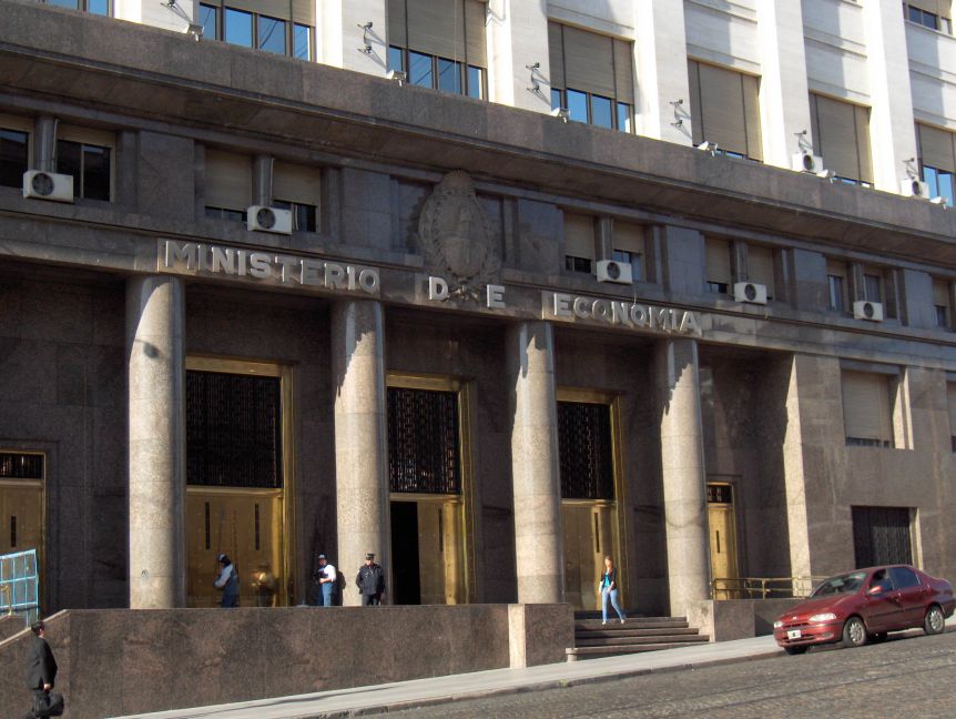 Nación al rescate: autorizó la refinanciación de deuda de Chubut