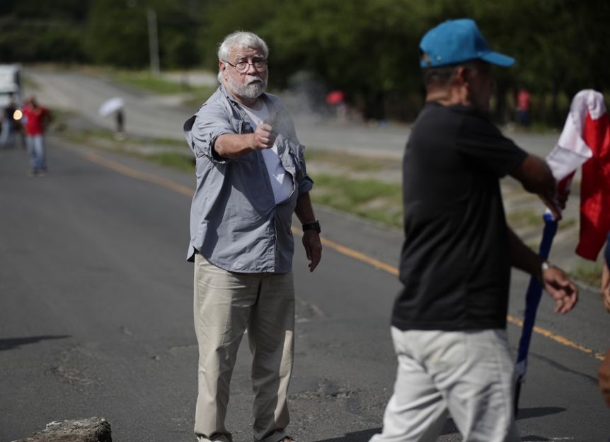 Panamá: un hombre de 77 años disparó a dos manifestantes en una protesta antiminería