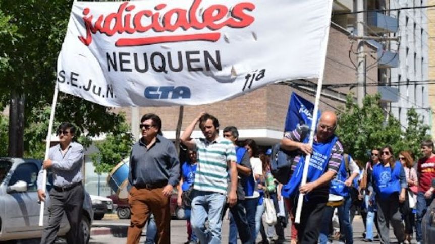 Los trabajadores judiciales reclaman por el cumplimiento del CCT