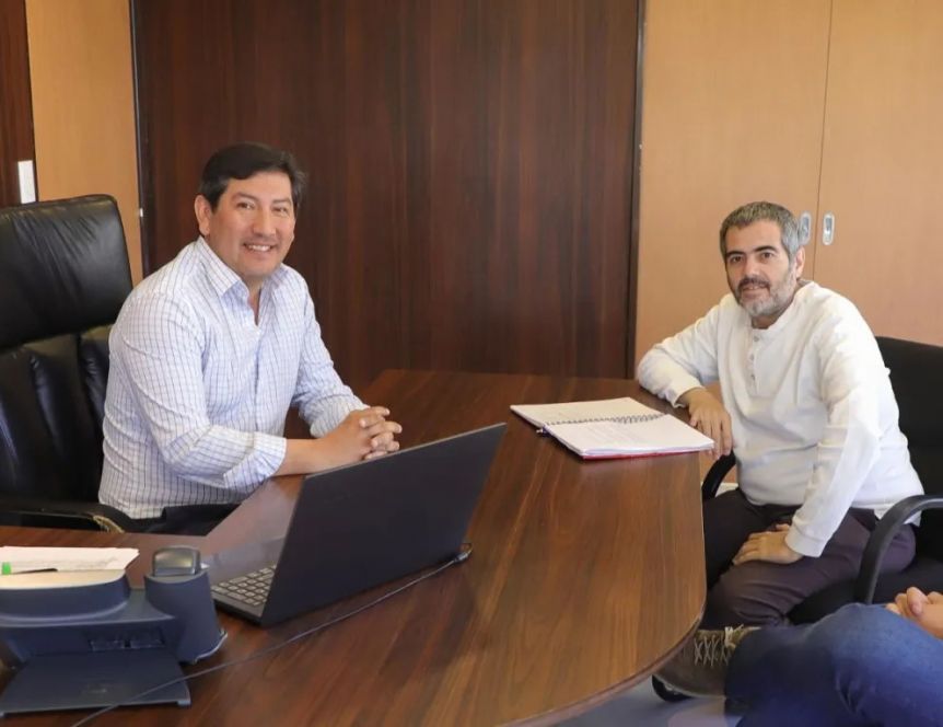 Arrancó la transición en Turismo: Badilla recibió a Fernández Capiet
