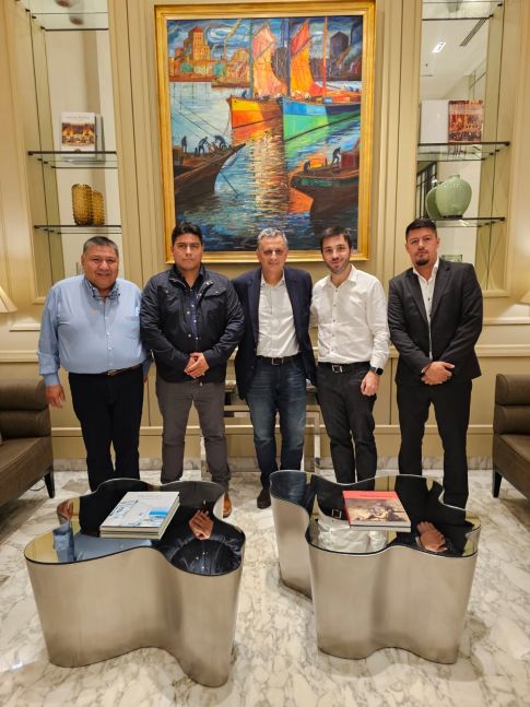 Sin tiempo que perder, Torres y Vidal se reunieron con el próximo presidente de YPF