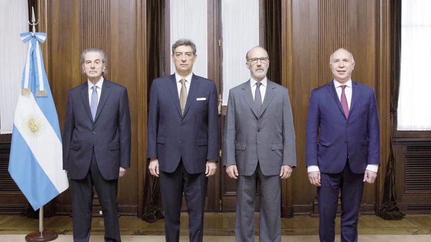 Revés de la Corte en la causa de los fondos de CABA que complica a la próxima gestión