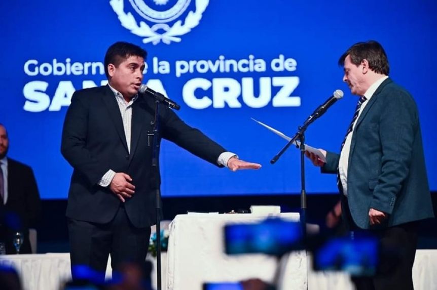 Vidal entró en funciones como Gobernador y apuntó en contra de la “vieja política”