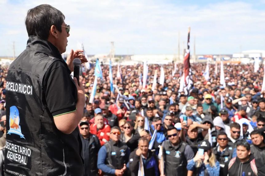Los petroleros celebran: cerraron un nuevo aumento salarial