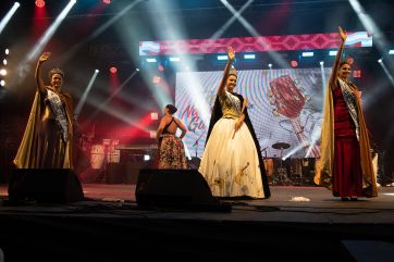 Con gran asistencia comenzó la Fiesta Nacional de la Guitarra