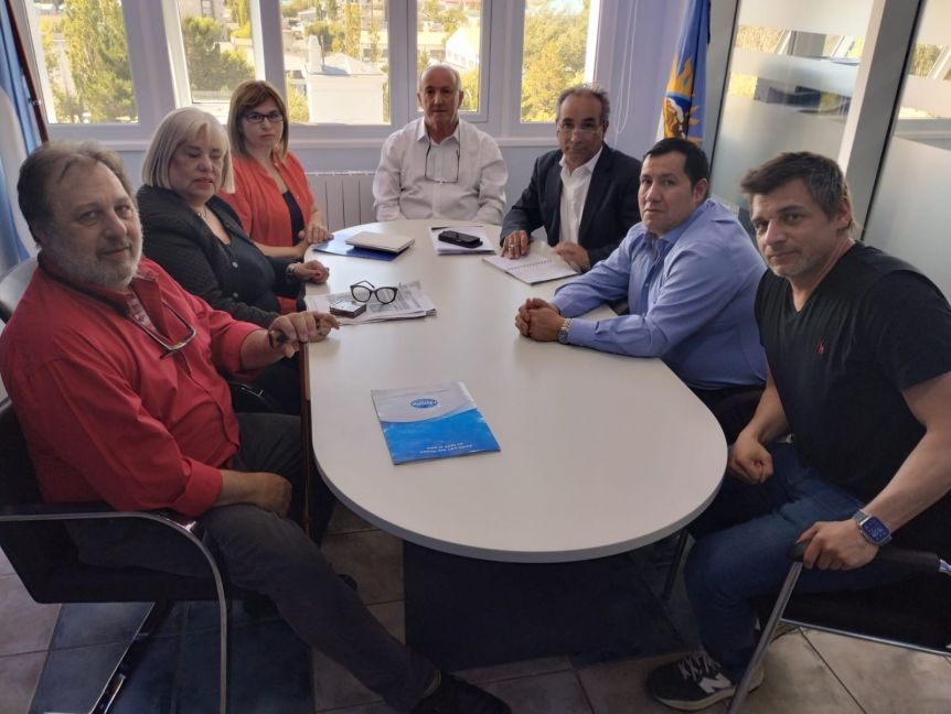 Por el aumento de las tarifas de luz, la FESC quiere su reunión con Vidal
