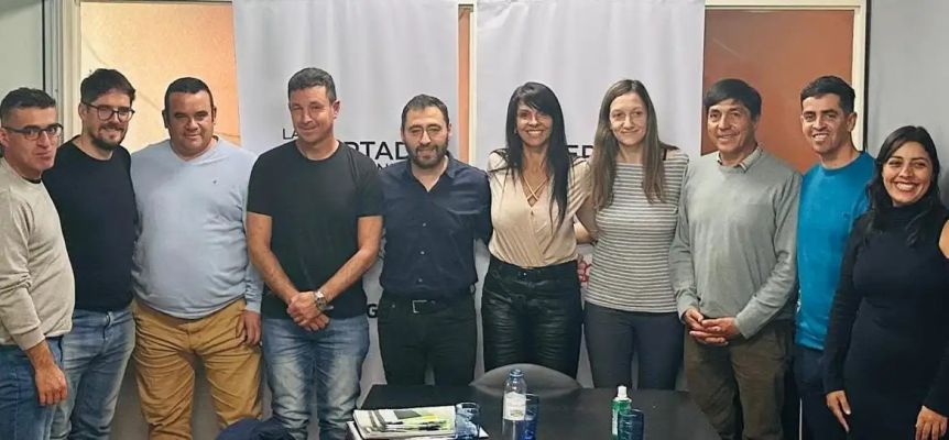 Cumbre entre Villaverde e intendentes radicales pone en jaque la armonía del Gran Acuerdo
