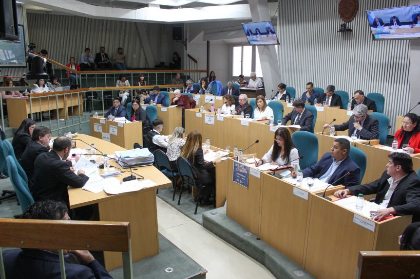 La Legislatura le aprobó al Ejecutivo las Emergencias de Administración y de Energía