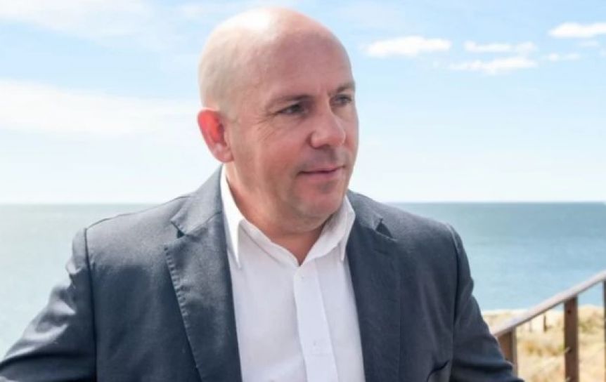 Sastre define los últimos detalles para un nuevo acueducto en Madryn
