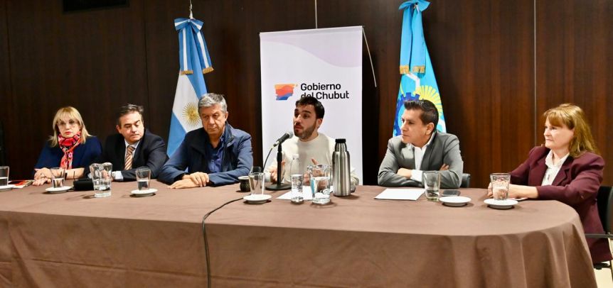 Torres dijo que desactivó “la bomba financiera” y adelantó que revocará permisos pesqueros